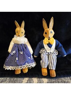 (2) Vintage Hubao German Lotte Sievers Hand Carved Wooden Rabbits Bunny Figures